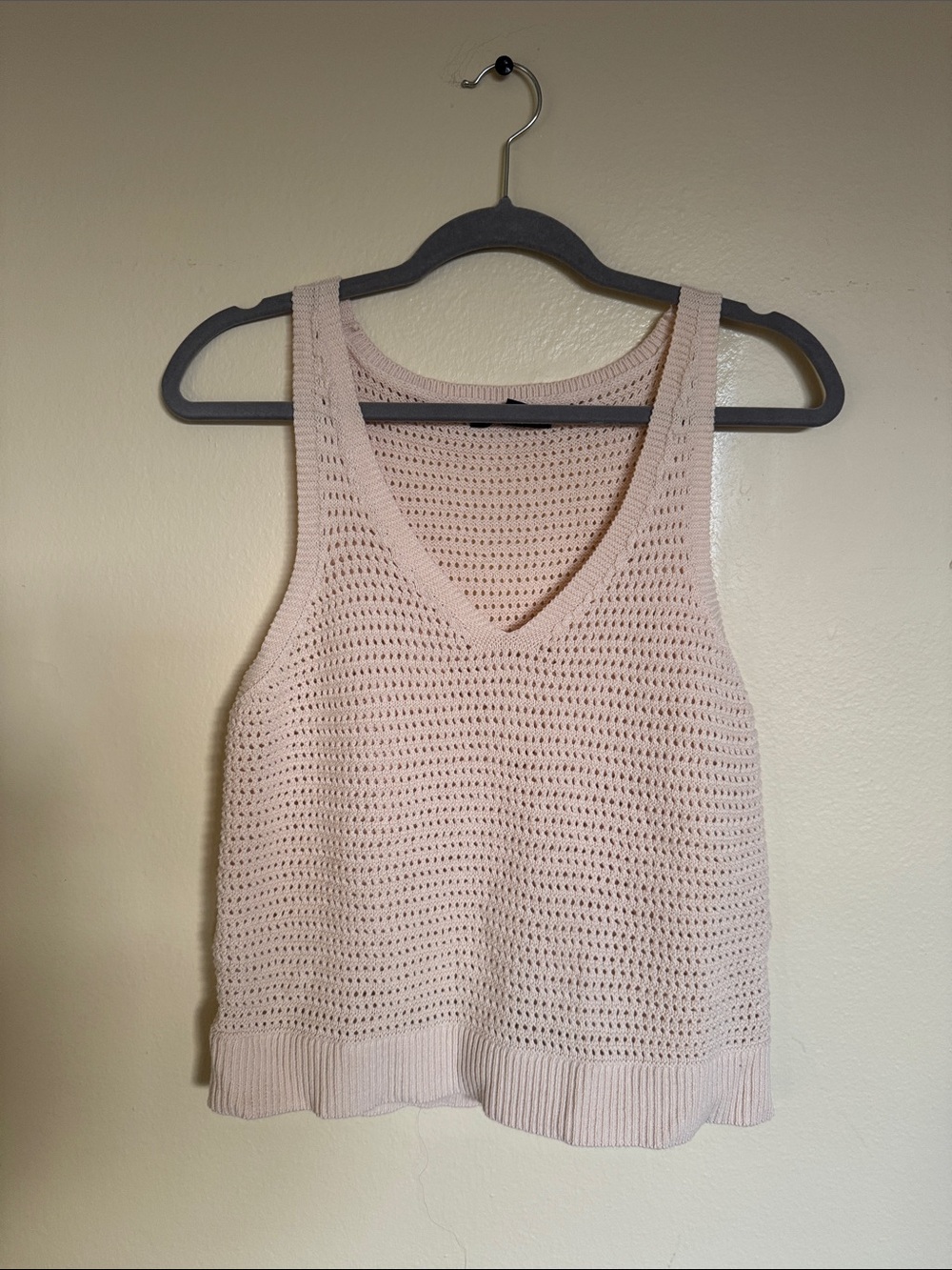 Banana Republic Pale Pink Crochet V-Neck Tank